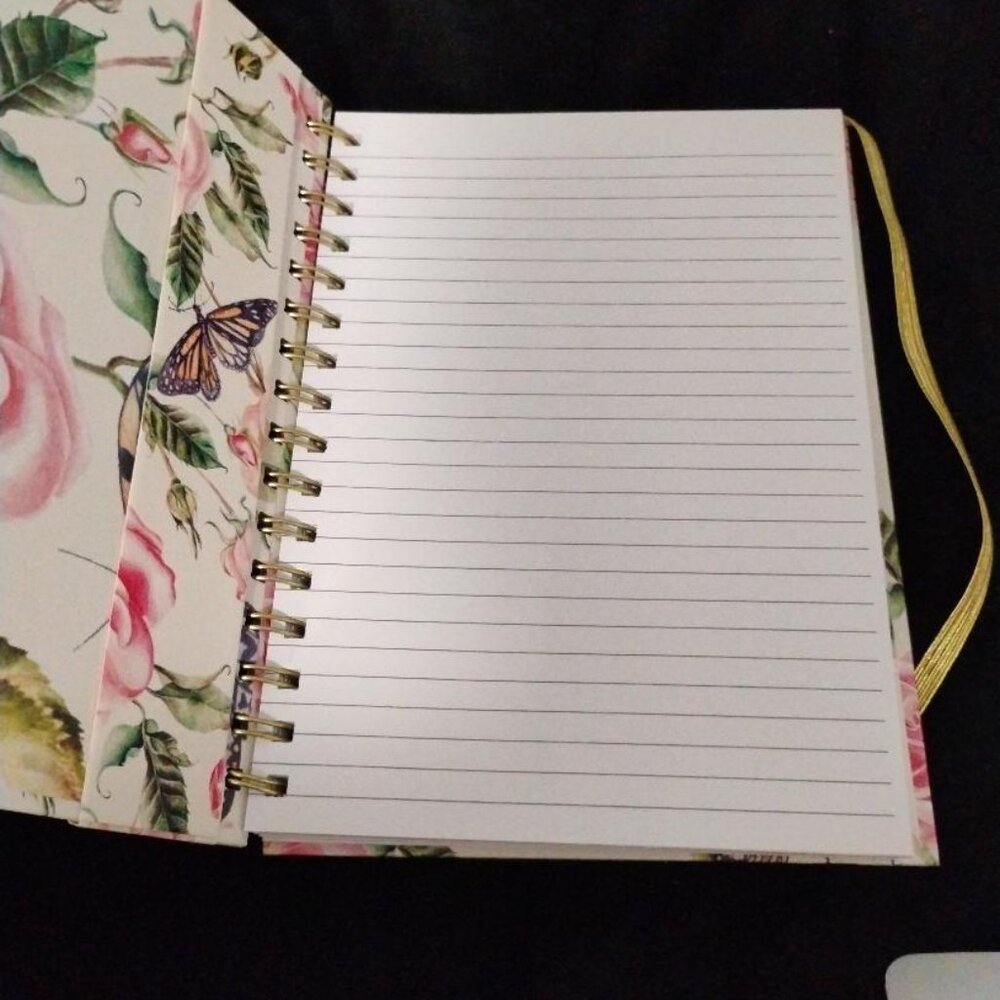 Woman Self Care-Me Time Bundle  New - Picture 11 of 12